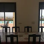 Luxurious 7 Bdrms Pool Villa T72024